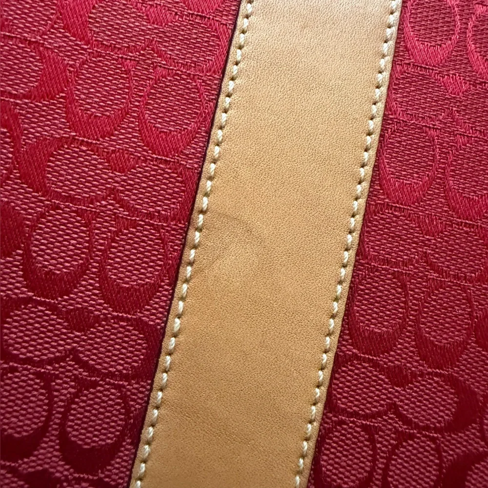 Coach Voyage Signature Padded Laptop Case - Red Canvas - Picture 4 of 13